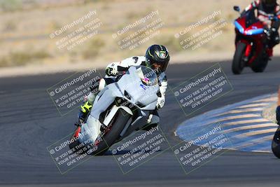 media/Jun-06-2021-TrackXperience (Sun) [[3a8160f73f]]/Level 2/Turn 11 (820am)/